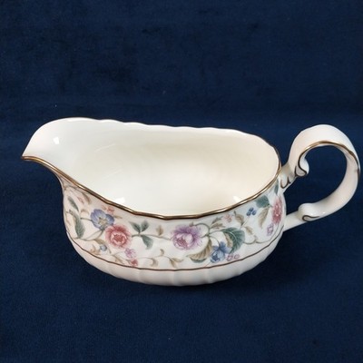 Noritake China La Prada #4703 Pattern Gravy Boat Floral Scallop Gold Trim
