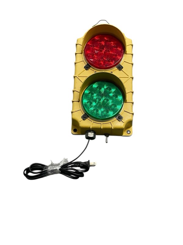 Tri-Lite Stop & Go Dock Signal Light Red/Green Two-Color Good Condition*150