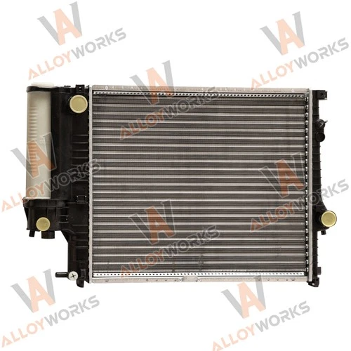Aluminum Core Radiator Engine Cooling Fits 1995-03 BMW 5 E39 520i 523i 528i - Foto 2 di 7