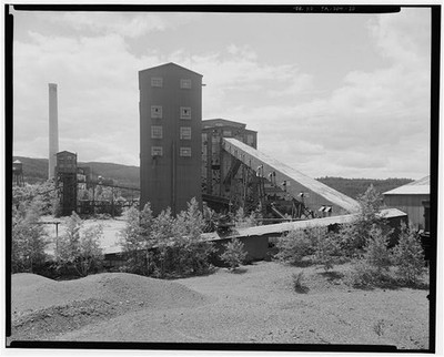 20. Similar view to PA-204-18 with No. 5 Slope Conveyor in foreground