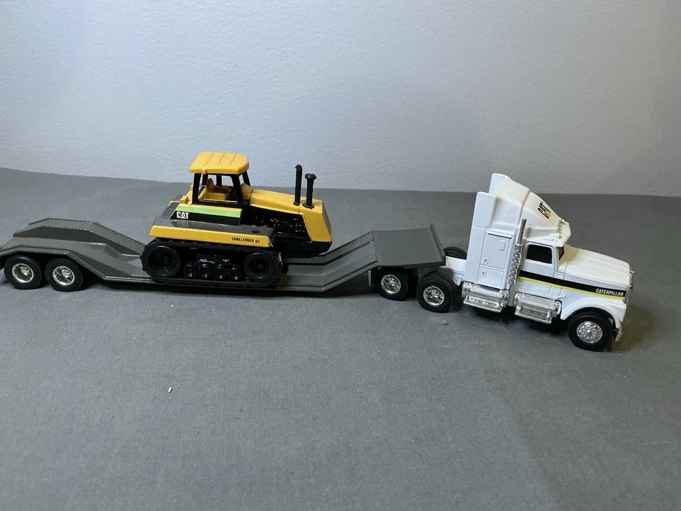 Ertl 1/64 Caterpillar Semi/Lowboy Trailer/ With Cat Challenger - Image 2 of 4