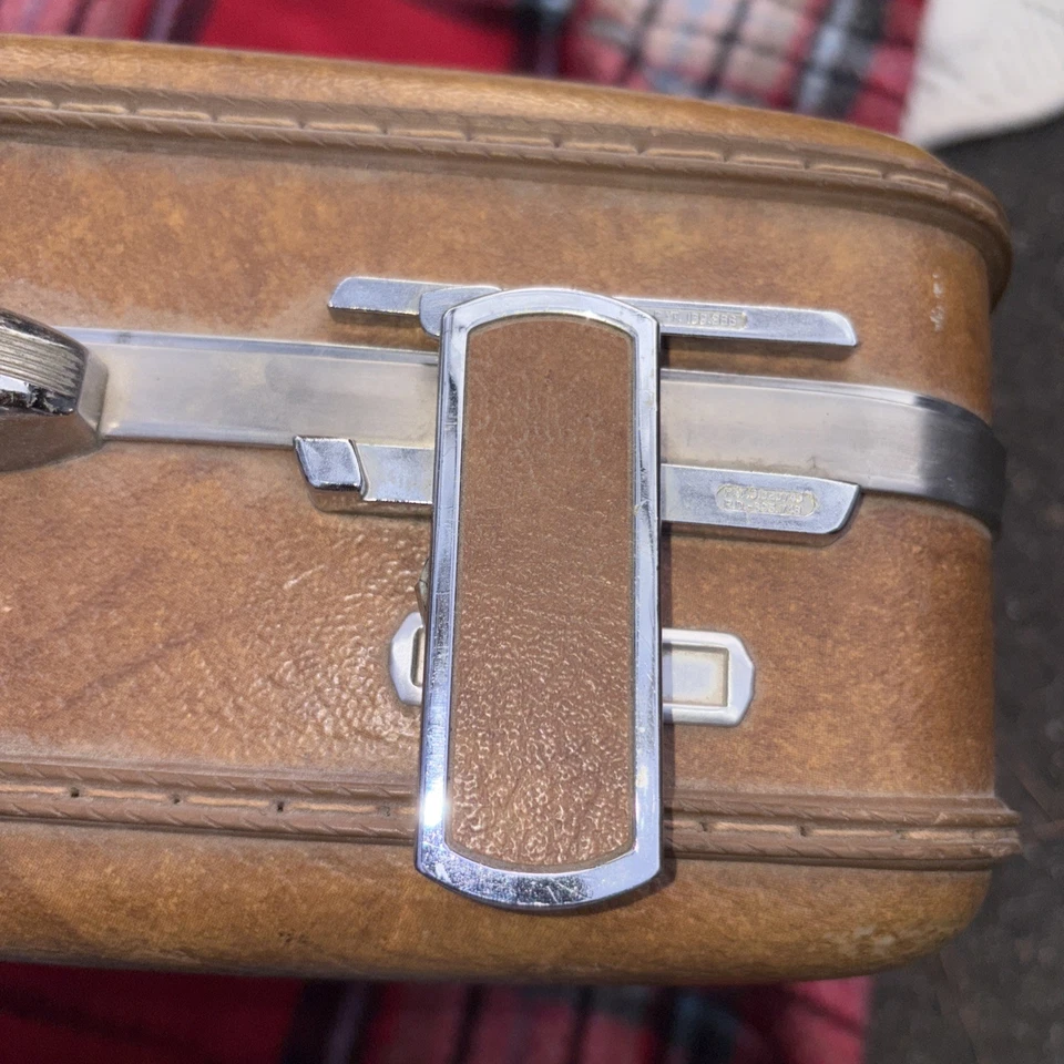 Vintage American Tourister Combo Lock Briefcase Hardshell Brown Leather - Image 3 of 4
