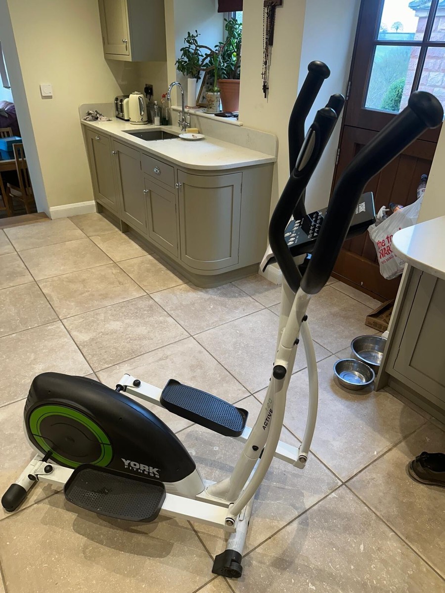 Elliptical York Active 120 Exercise Bike York Fitness Active 120