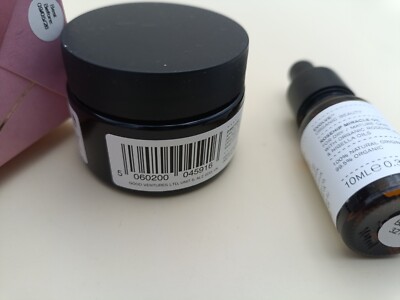 5060200042892 Evolve Radiant Rose Hautpflege-Duo Gesichtspeeling