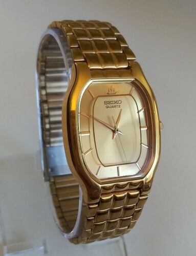 Flawless Vintage SEIKO Men's Gold Tone #V701-5H20 Dress Watch, Classic &  Clean