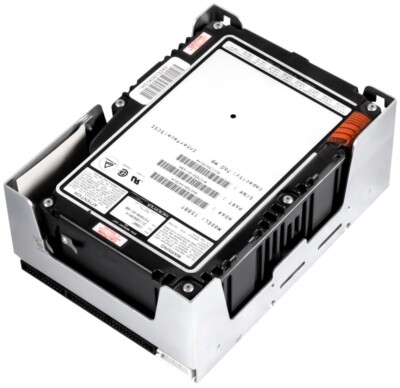 FESTPLATTE MICROPOLIS FST058-01-6B 1588T 760MB 3600U/min SCSI 50-pin 5.25'' Zoll
