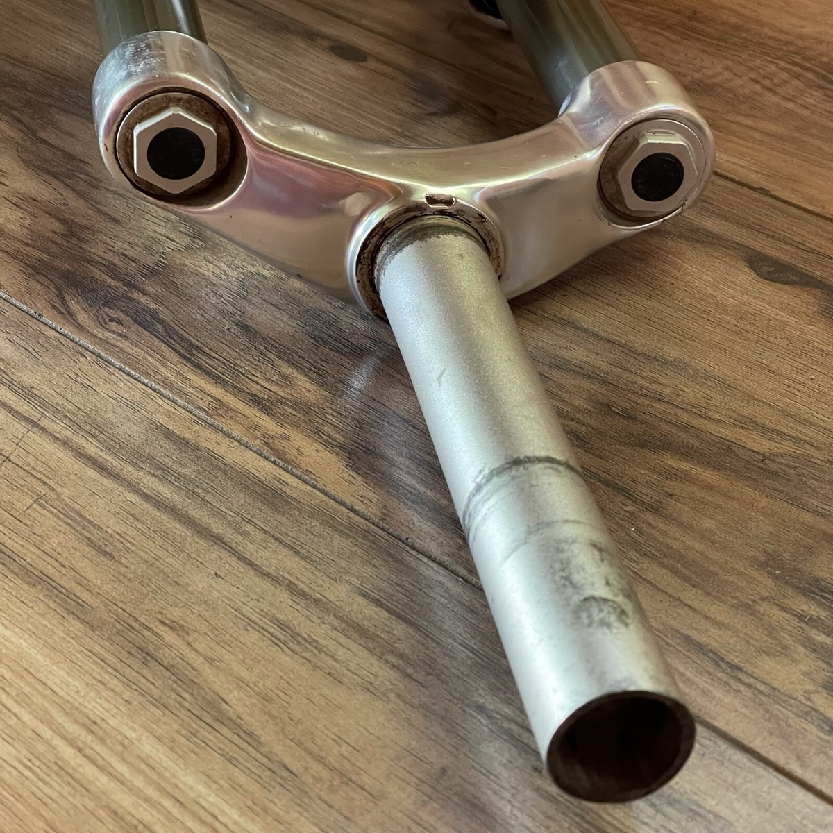 Marzocchi Bomber EXR Pro 1 1/8 Threadless Suspension Fork 26 QR