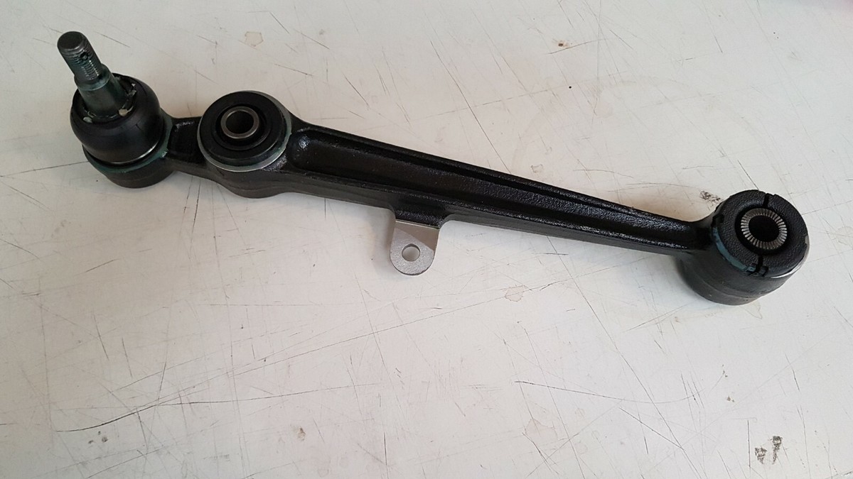 クラウンアーム トヨタ（TOYOTA） 新品 リア アッパー アーム ボールジョイント 左右 2