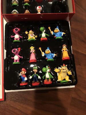 Vend jeux d'échecs le Super Mario chess (collector édition) - Jeux & Jouets