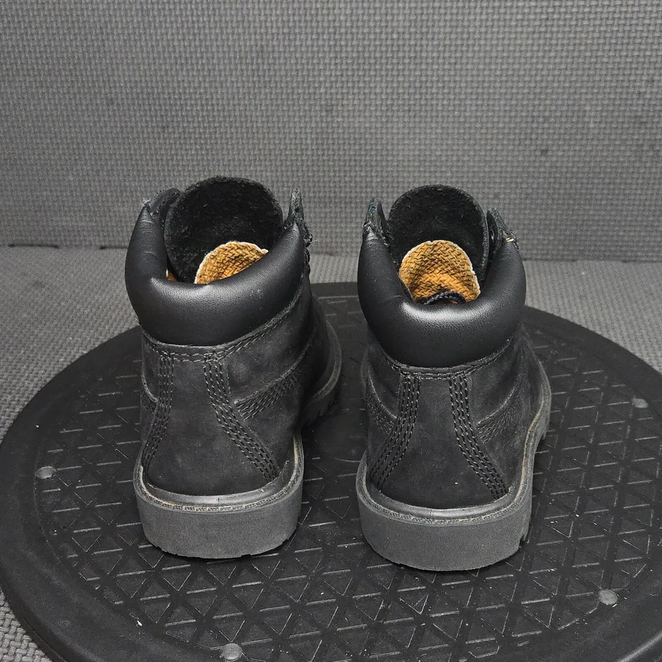 Timberland 6 英寸经典靴 学步儿童 尺寸 7 黑色皮革战斗靴 — 第 4/4 张图片