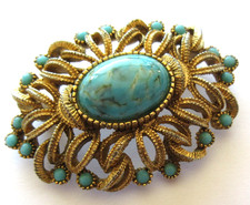 Vintage Sphinx Brooch Goldtone