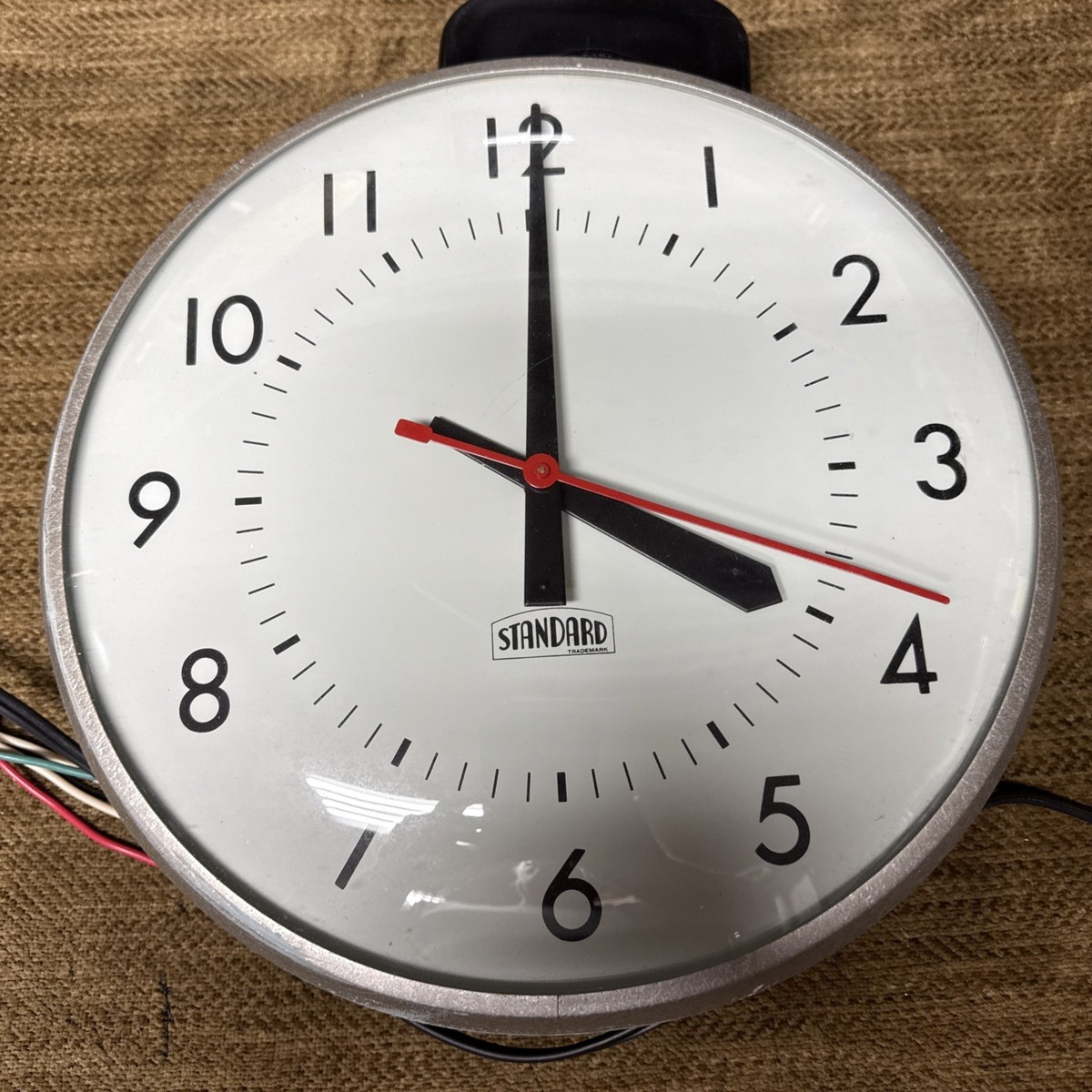 Standard Electric Time Co Wall Clock Circa 1960's 12.5