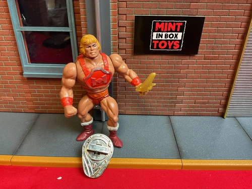 Vintage MOTU Masters of the Universe Thunder Punch He-Man 1984 Mattel He-Man