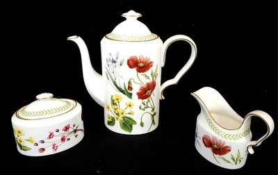 SPODE COUNTRY LANE COFFEE/TEA POT W/ LID, CREAMER SUGAR FLOWER PATTERN ENGLAND