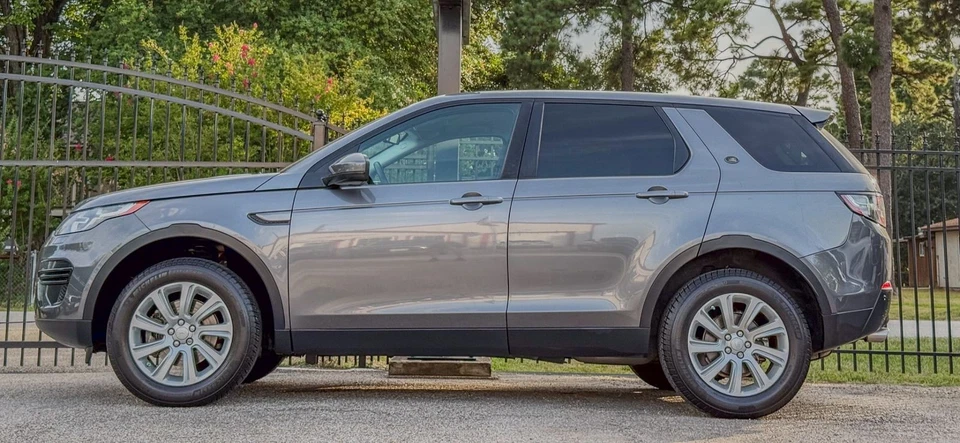 2016 Land Rover Discovery Sport SE - Image 3 of 4