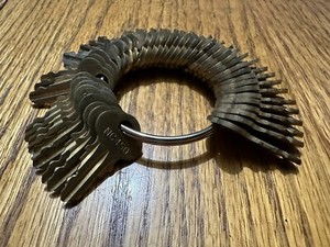 Code NC450 Vending Key Gumball Candy Vending Machine Northwestern Oak Eagle A&A