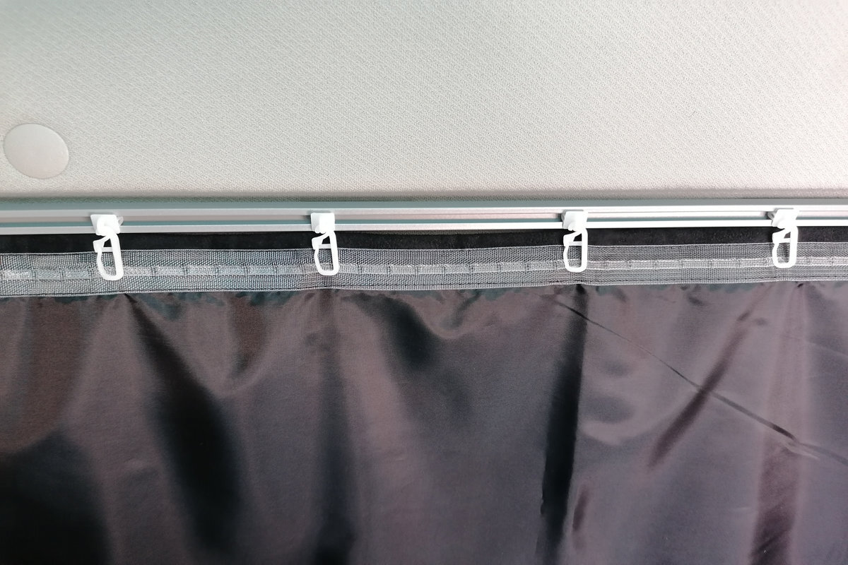 Ganci Per Tende 50 Pezzi - Plastica Bianca, Per Camion Volvo/IVECO/DAF, Scorrevoli E Resistenti - Foto 4