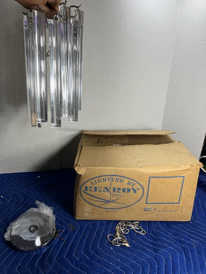 Lámpara de araña de cristal vintage Kenroy iluminación en niveles lámpara colgante NUEVO Foto 3 de 4