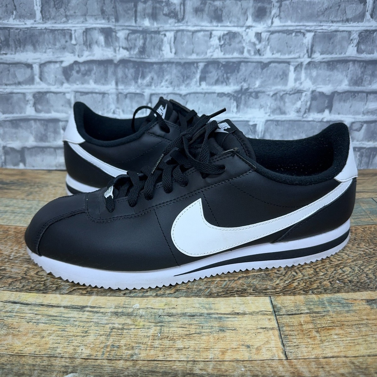 Nike Cortez ‘72 OG Basic Leather Black White 819719-012 Mens Size 13 New Rare RARE? Nike Cortez Basic Black White Leather Size 11 819719  main image 3