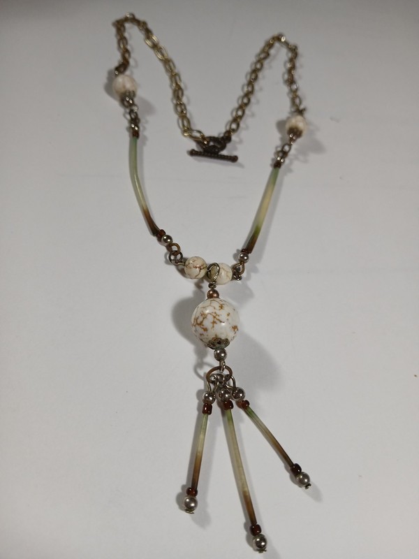 Vtg Howlite Bead+Porcupine Quill Necklace Native Made Tribal Toggle Clasp 17"