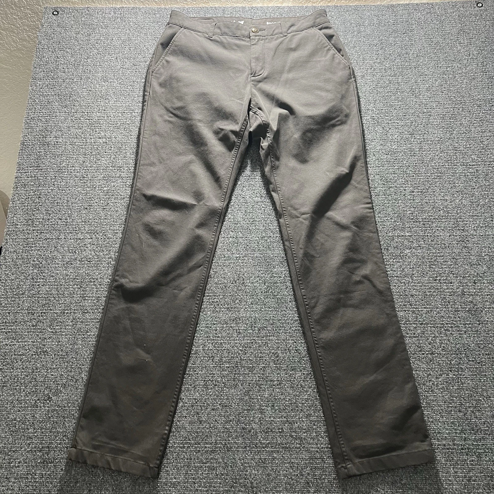 Mugsy Brooks Pants Men's Size 33x34 Gray Charcoal Classic Chino Casual Comfort
