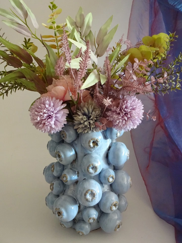 Keramikvase " Mohna "  Blumenvase in Blau Mohn-Kapseln Designer Vase - Bild 4 von 4