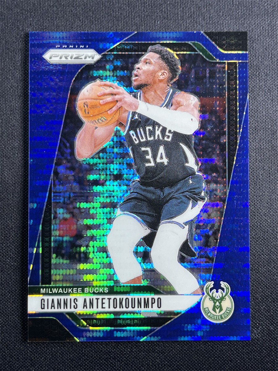 2024-25 Panini Prizm Giannis Antetokounmpo #85 Blue Pulsar Prizm Bucks /99