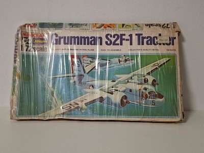 Modellbausatz des Flugzeugs Grumman S2F-1 Tracker Hasegawa 1:72 NEU und OVP #Fz