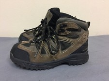 Cherokee boy's size 2 brown suede lace up ankle boots