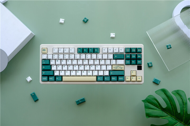 British Racing Green Keycap White PBT Cherry 125 Keycaps for