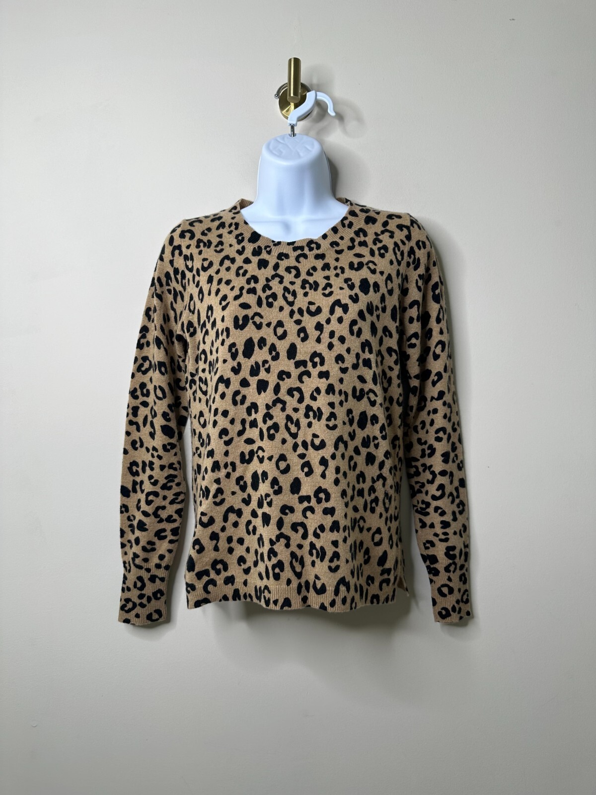 Crew 100% Cashmere Leopard Print Crew Neck Sweater Women's XS - Main Image