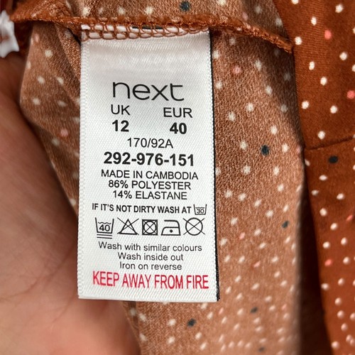 NEXT Damen rostbraun gepunktetes Midikleid Schlüssellochausschnitt Flatterärmel UK 12 - Bild 9 von 9