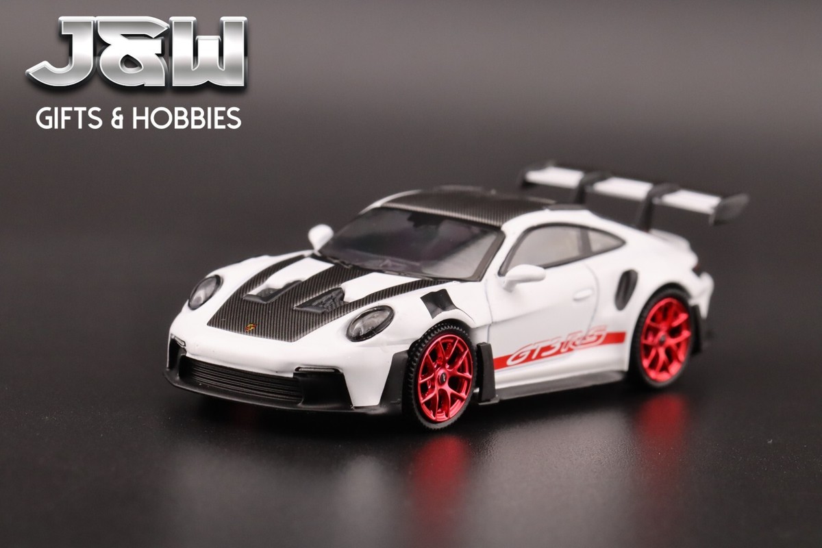 Mini GT Porsche 911 (992) GT3 RS Weissach Package White with Pyro
