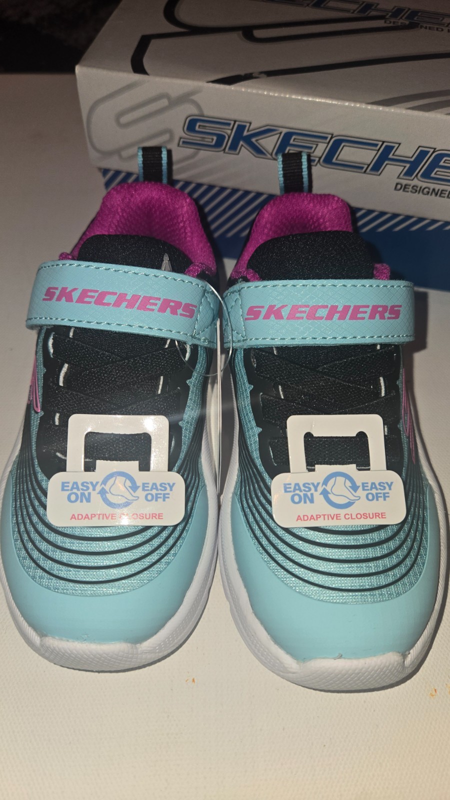 Skechers Sneakers aqua and purple