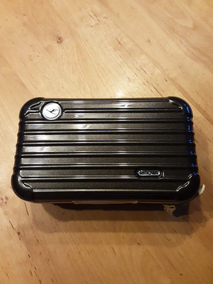 lufthansa first class amenity kit rimowa - Bild 2 von 4