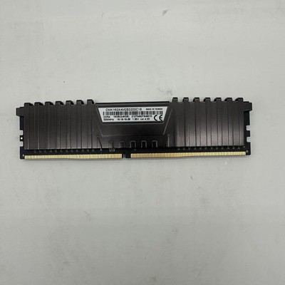 Corsair Vengeance LPX 16GB DDR4 RAM 2400MHz CMK16GX4M2B3200C16