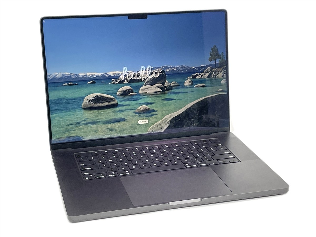 Apple MacBook Pro A3186 Laptop 40C GPU 16C M4 Max 1TB 64GB Tahoe