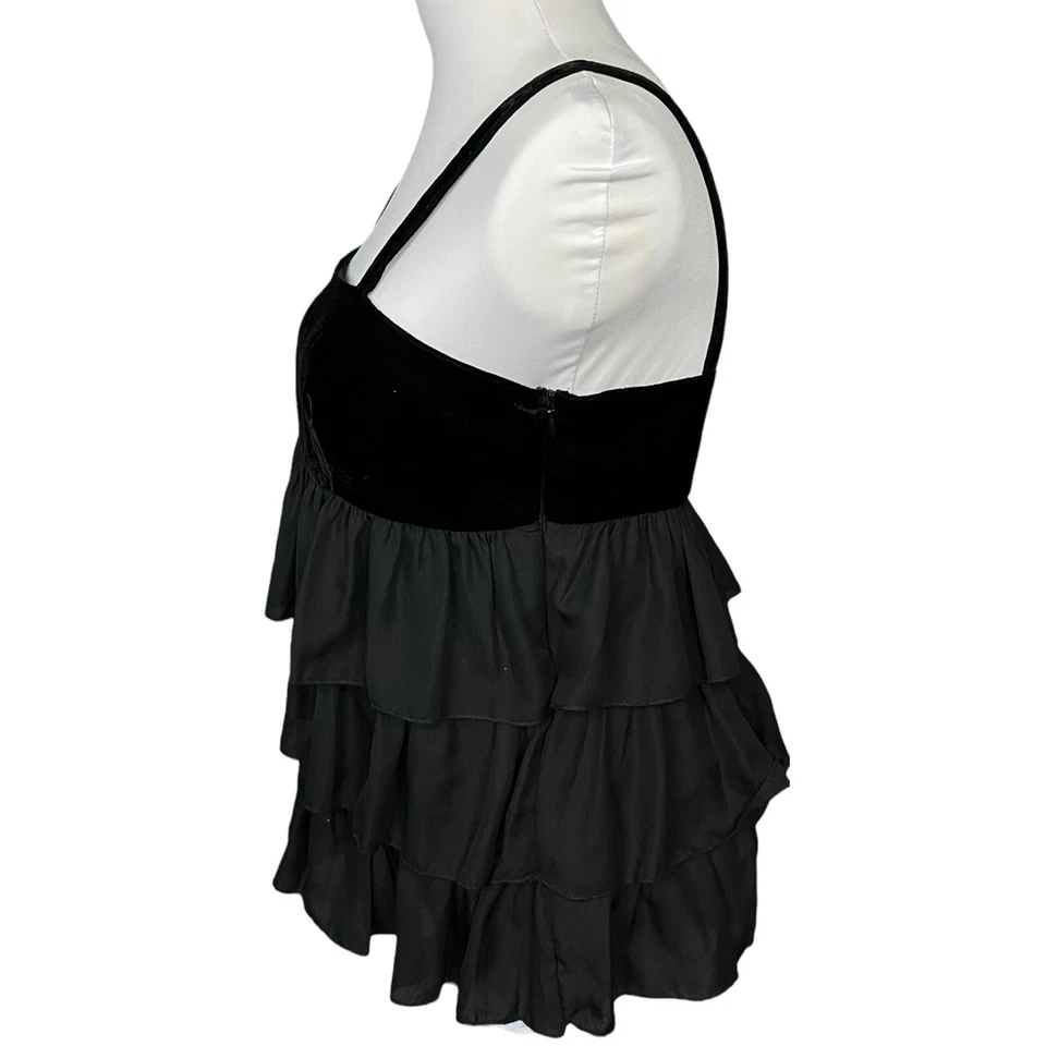 Camisa Erin Fetherston para Target Juniors Talla 7 Negra En Niveles Sin Mangas Terciopelo Foto 2 de 4