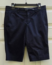 Vince Women's Bermuda Shorts Size 8 Black Flat Front Pockets Buckle Made in USA
