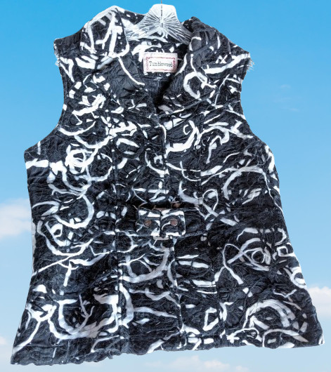 VEST/TOP  TUMBLEWEED Black & White Geometric Swirl Design Belted Snap Close/Sz L
