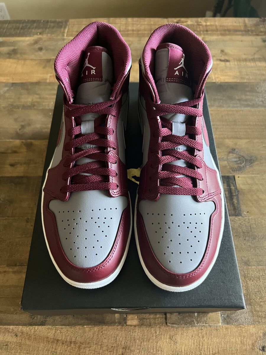 Nike Air Jordan 1 Mid Cherrywood Red Gray Men's 10/Women's Nike Air Jordan 1 Mid Cherrywood Red Gray Men's 10/Women's