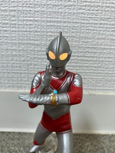 BANDAI Ultraman Ultimate Luminous Jack Special Color Ver. Figure w/ Unit - Picture 2 of 5