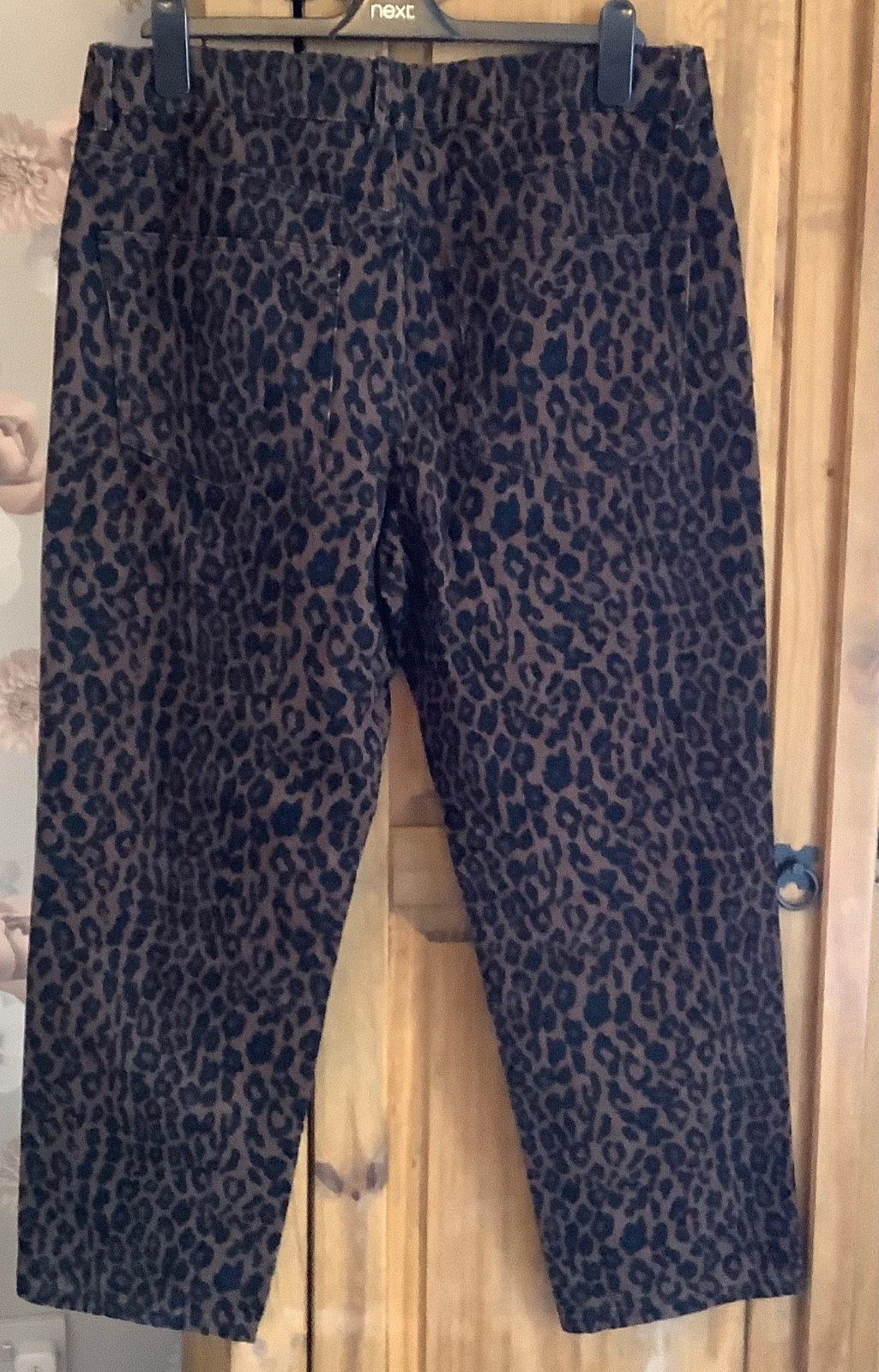 Picture 4 of 5