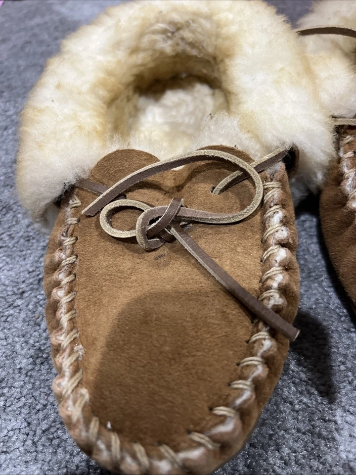 L.L. Mocassins femininos Bean tamanho 8 médio Wicked Good pele de carneiro - Imagem 2 de 4