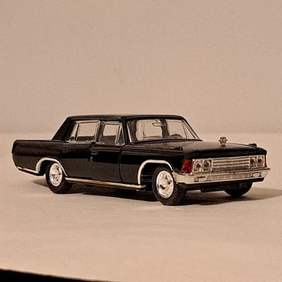  Maßstab 1:43 ZIL 117 Limousine Soviet Government Limousine Diecast Modellauto 