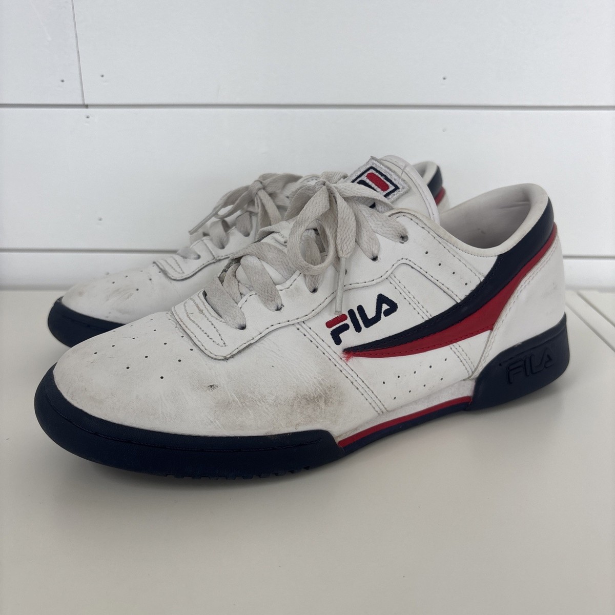 Vintage Fila Low Top Sneaker Shoe 90s Mens Size 8 Vtg Red White 