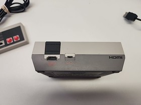 Nintendo NES Classic Edition Mini Console CLV-001 w/ 2 Controller TESTED