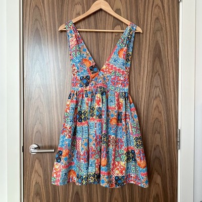 MW by Matthew Williamson Minikleid Deia Fliesendruck verziert tief ausgeschnitten V-Ausschnitt S