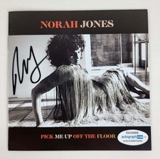 Norah Jones Signed Pick Me Up Off The Floor Cd Cvr LP Album ACOA