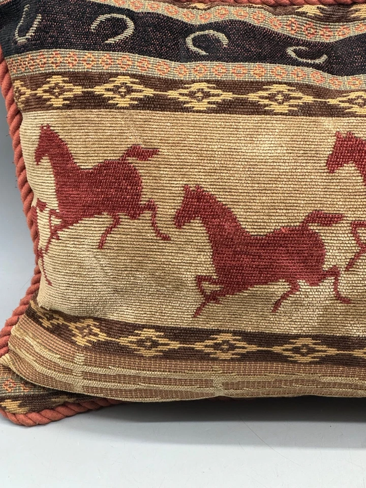 Almohada decorativa temática caballo rectángulo occidental EE. UU. por Newport LEER Foto 3 de 4